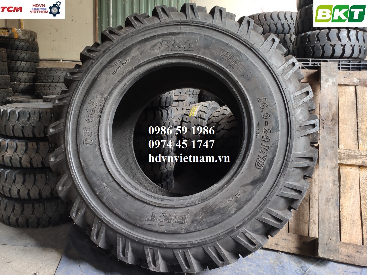 Lốp BKT 16.9-24 14PR TR461