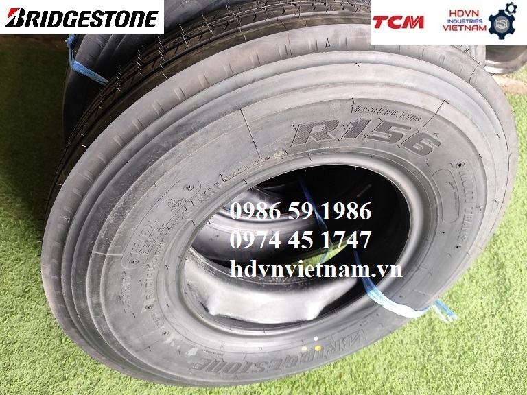Lốp xe tải 7.50R16 14PR BST 122/120L gai xuôi Bridgestone R156 TCF