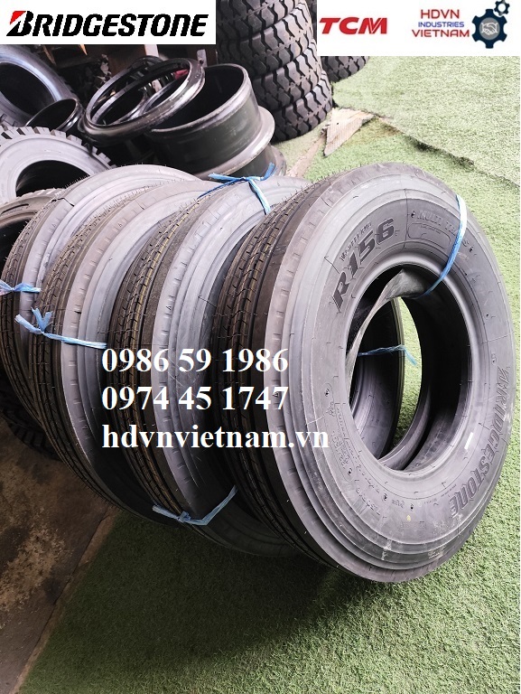 Lốp xe tải 7.50R16 14PR BST 122/120L gai xuôi Bridgestone R156 TCF